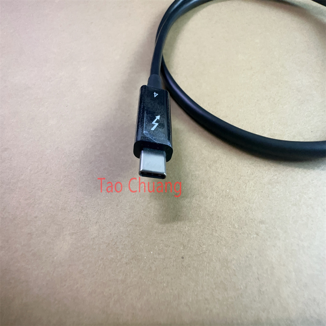 Cable de datos para estación d - Docking Station Thunderbolt 4 reseña y precio